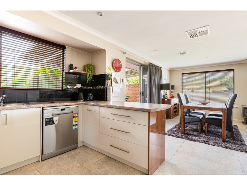 1/35 Erlistoun Street, Golden Bay WA 6174