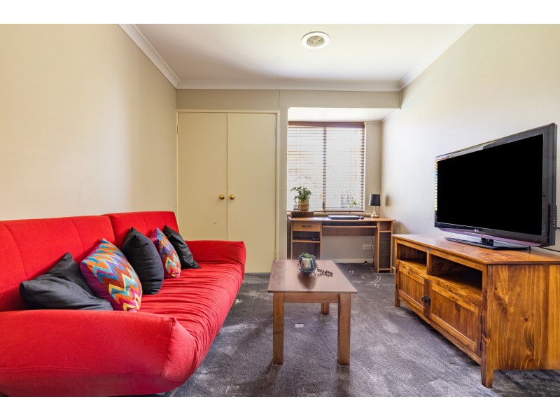 1/35 Erlistoun Street, Golden Bay WA 6174