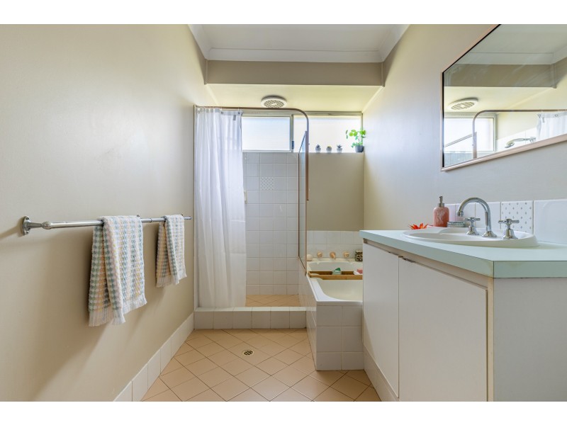 1/35 Erlistoun Street, Golden Bay WA 6174