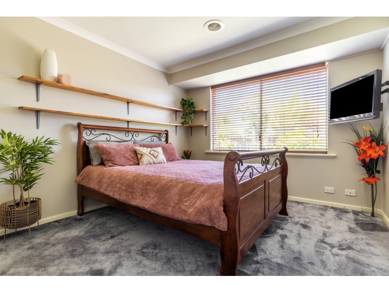 1/35 Erlistoun Street, Golden Bay WA 6174