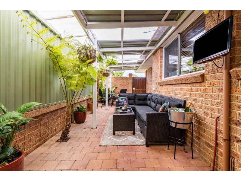1/35 Erlistoun Street, Golden Bay WA 6174
