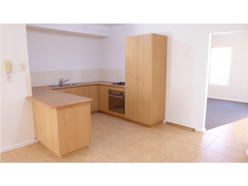 2/15 North Street, Midland WA 6056