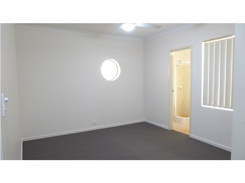 2/15 North Street, Midland WA 6056