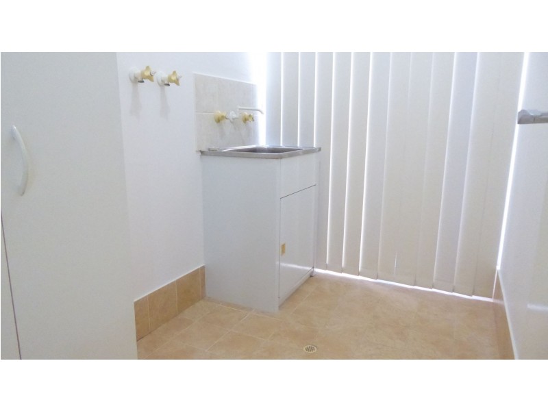 2/15 North Street, Midland WA 6056