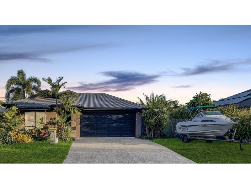 13 Moojeeba Way, Trinity Park QLD 4879
