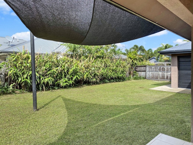 13 Moojeeba Way, Trinity Park QLD 4879