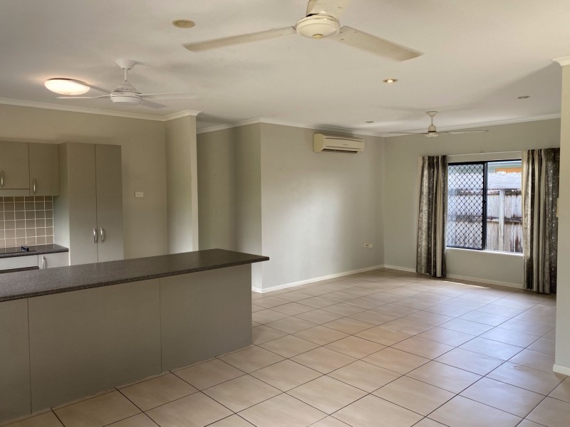 13 Moojeeba Way, Trinity Park QLD 4879