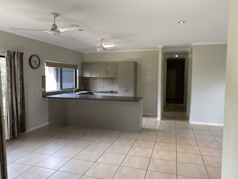 13 Moojeeba Way, Trinity Park QLD 4879
