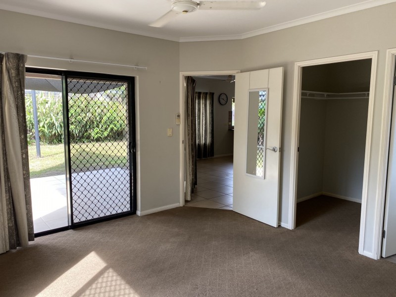 13 Moojeeba Way, Trinity Park QLD 4879