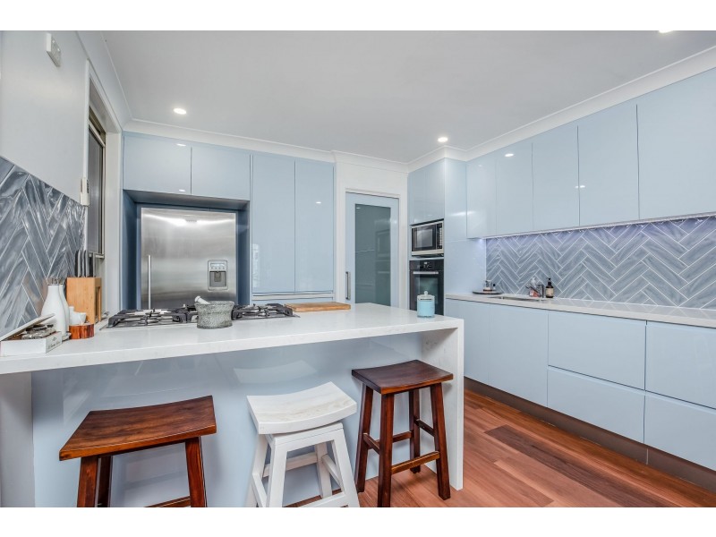 53 Paradise Parade, Paradise Point QLD 4216