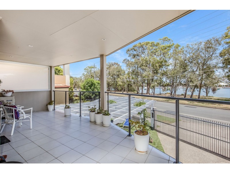 53 Paradise Parade, Paradise Point QLD 4216