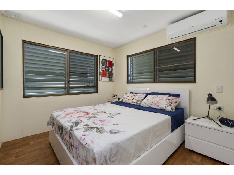 162/1 Kalmakuta Drive, Sandstone Point QLD 4511