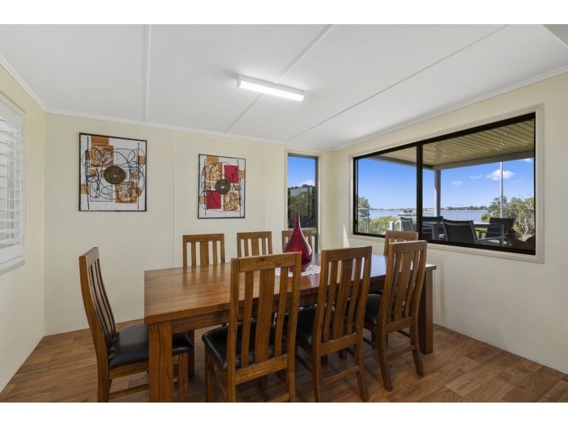 162/1 Kalmakuta Drive, Sandstone Point QLD 4511