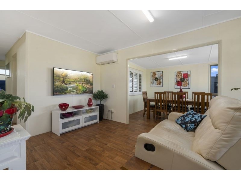 162/1 Kalmakuta Drive, Sandstone Point QLD 4511