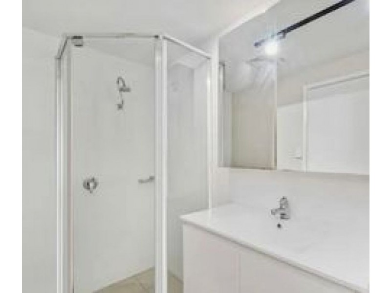 10202/10 Kokoda Street, Idalia QLD 4811