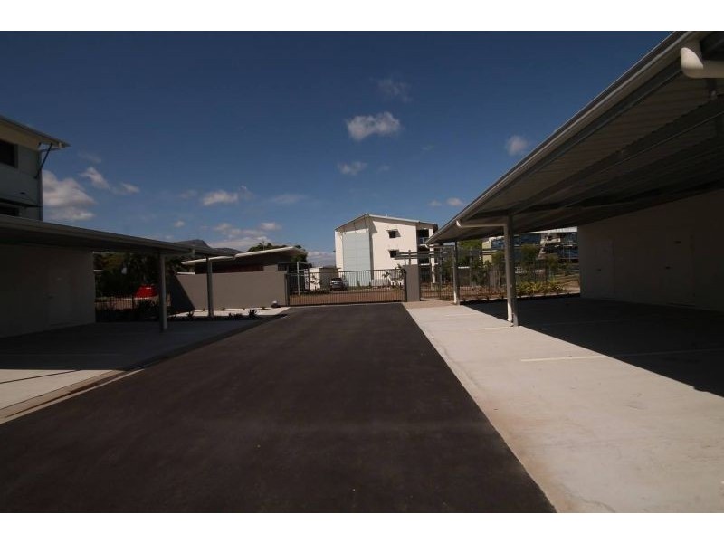 10202/10 Kokoda Street, Idalia QLD 4811