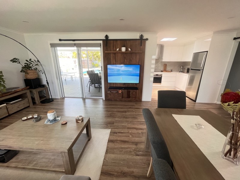 6 Karloo court, Mountain Creek QLD 4557