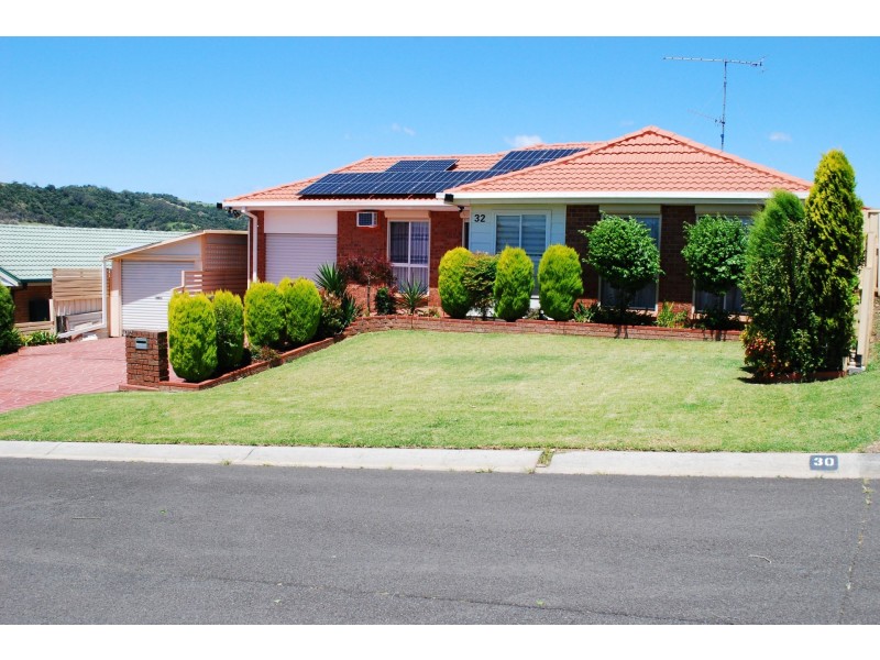 32 Roper Road, Albion Park NSW 2527