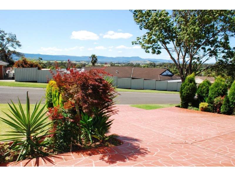 32 Roper Road, Albion Park NSW 2527