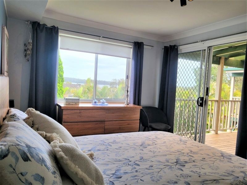 33 Bay Street, Wyee Point NSW 2259