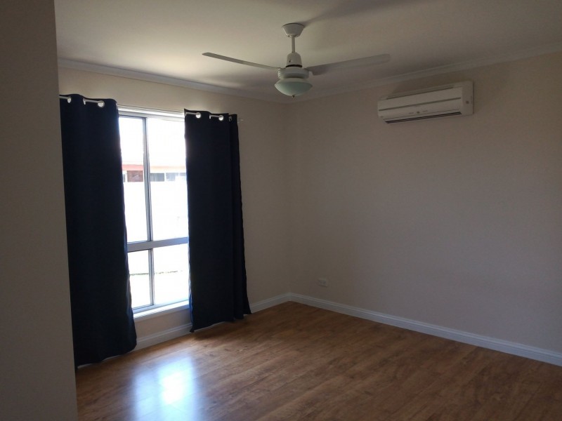 2 Osborne Place, Emerald QLD 4720