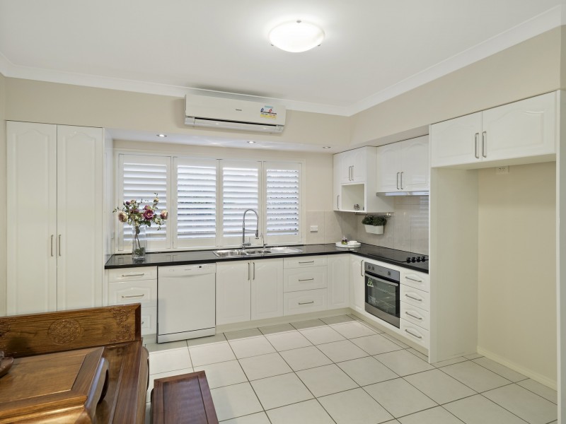 82 Stiller Drive, Kuraby QLD 4112
