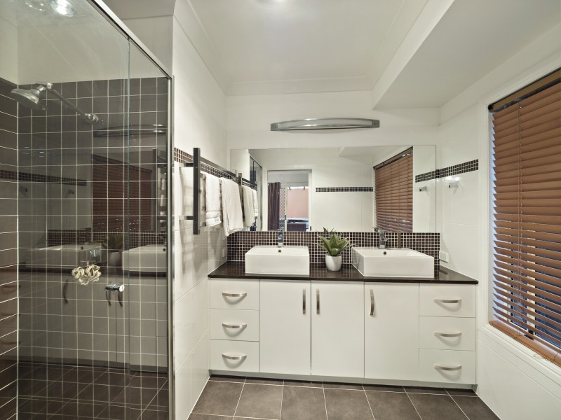 11 Hotchkiss Place, Kuraby QLD 4112