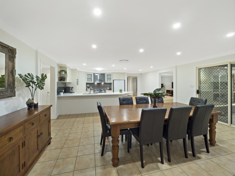 11 Parkhurst Place, Kuraby QLD 4112