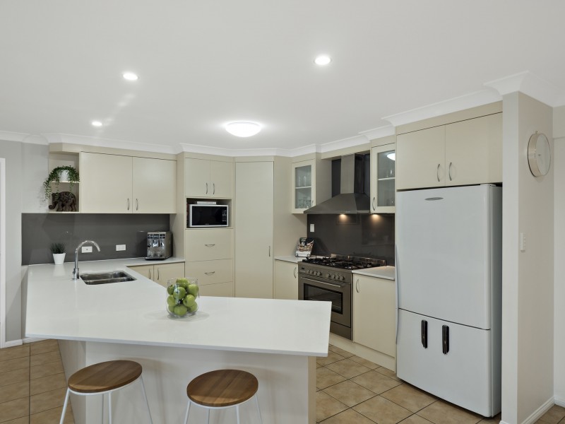 11 Parkhurst Place, Kuraby QLD 4112