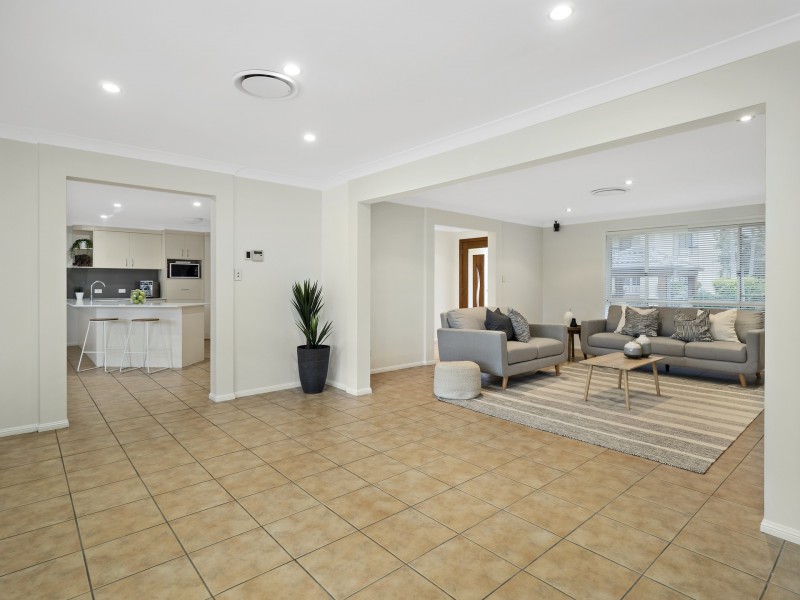 11 Parkhurst Place, Kuraby QLD 4112