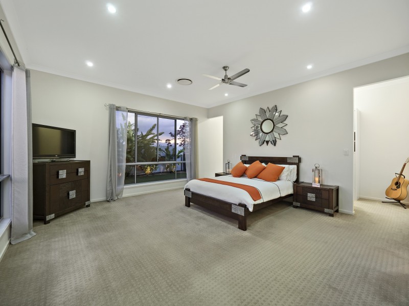 61 Shuttleworth Street, Kuraby QLD 4112