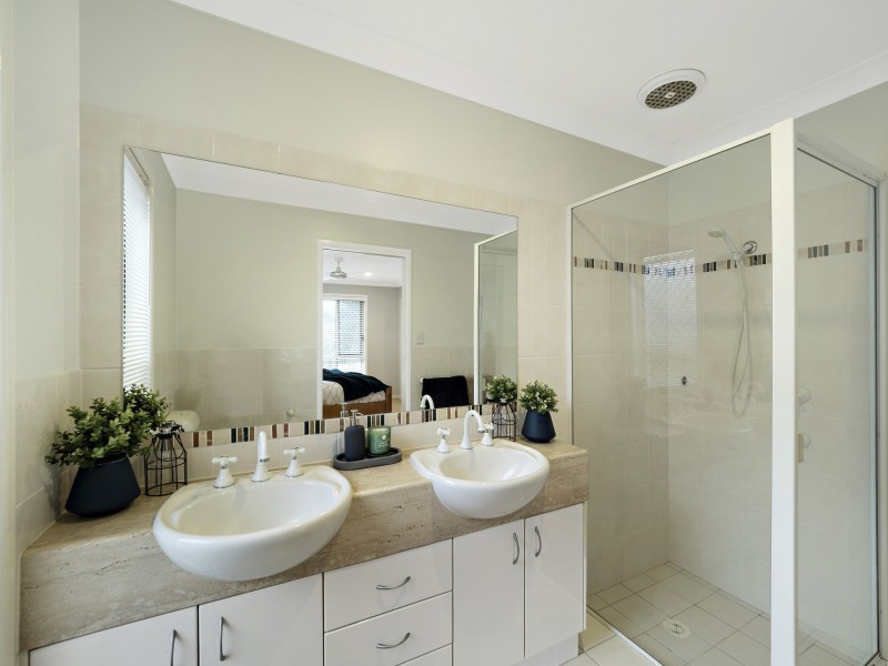 2 Pele Court, Underwood QLD 4119