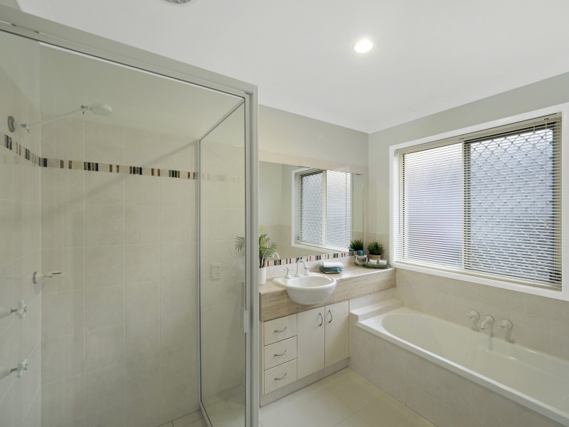 2 Pele Court, Underwood QLD 4119