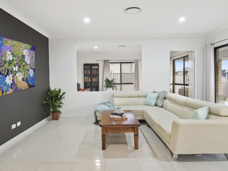 48 Pioneer Drive, Kuraby QLD 4112