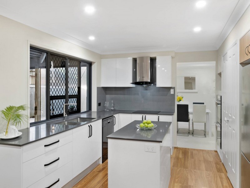 27 Lema Circuit, Kuraby QLD 4112