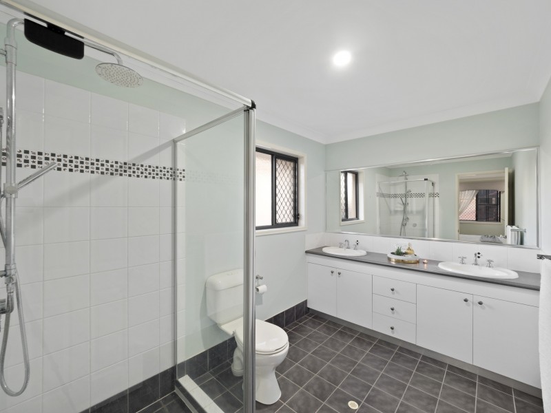 27 Lema Circuit, Kuraby QLD 4112