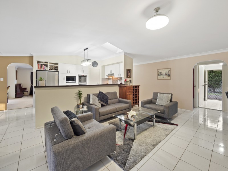 9 Robynne Place, Kuraby QLD 4112