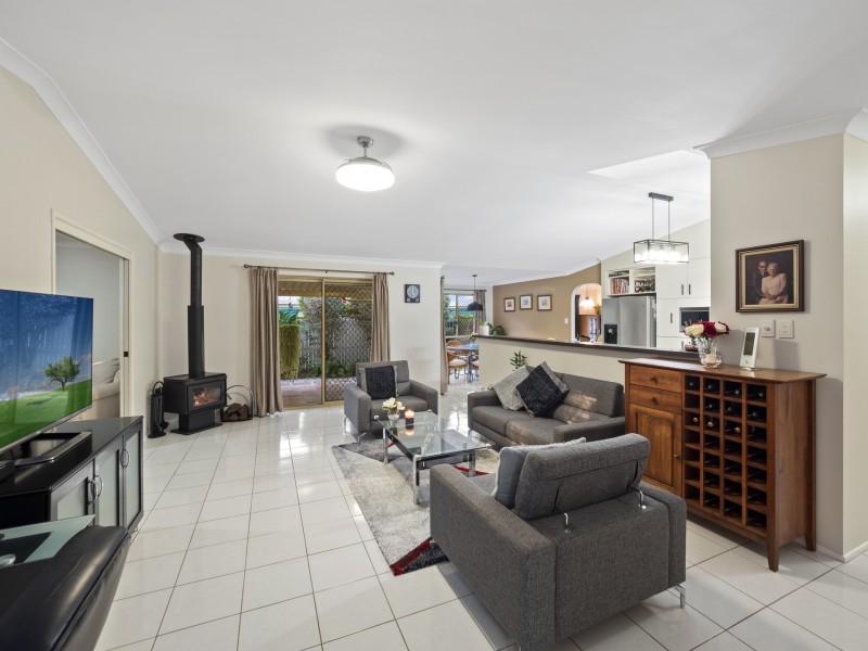 9 Robynne Place, Kuraby QLD 4112