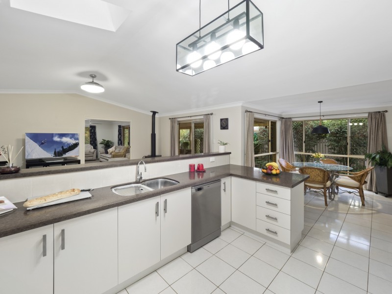 9 Robynne Place, Kuraby QLD 4112