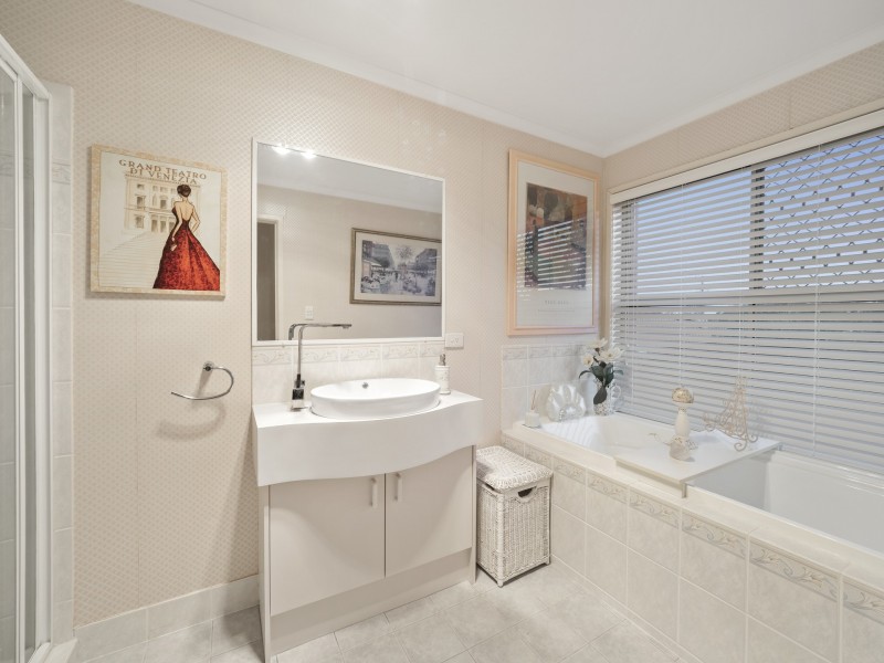 6 Yvonne Court, Kuraby QLD 4112