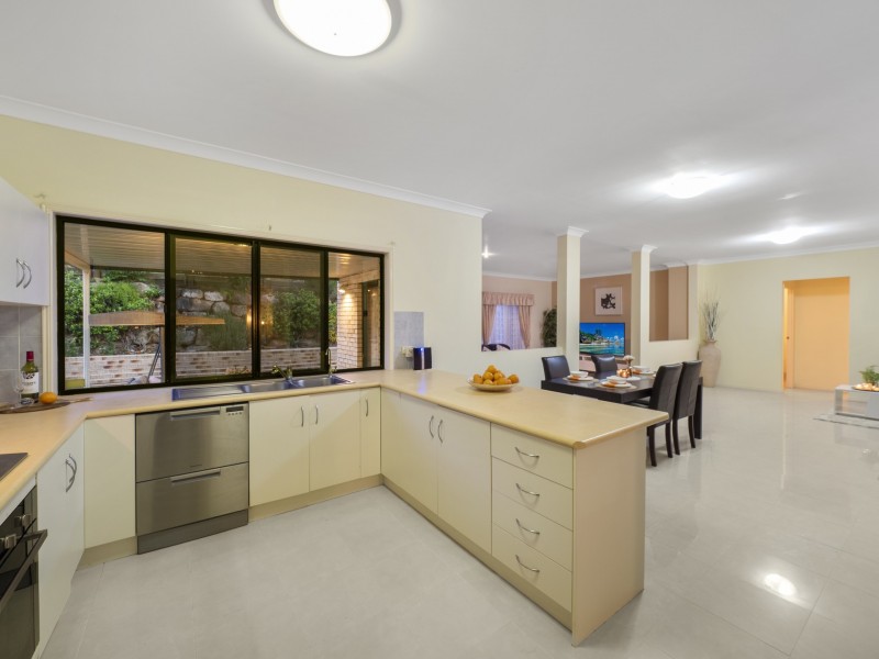 32 Botanical Drive, Underwood QLD 4119