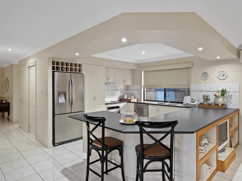 17 Lily Circuit, Kuraby QLD 4112