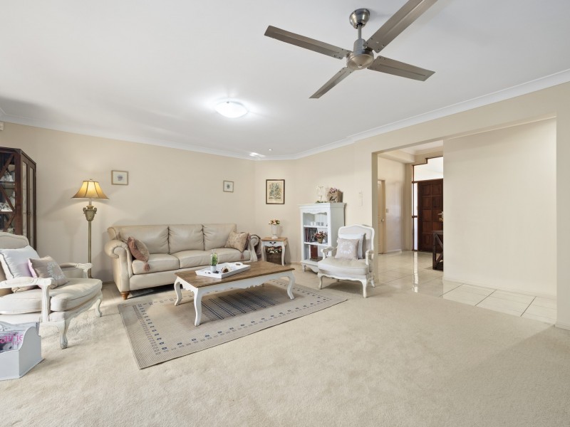 17 Lily Circuit, Kuraby QLD 4112