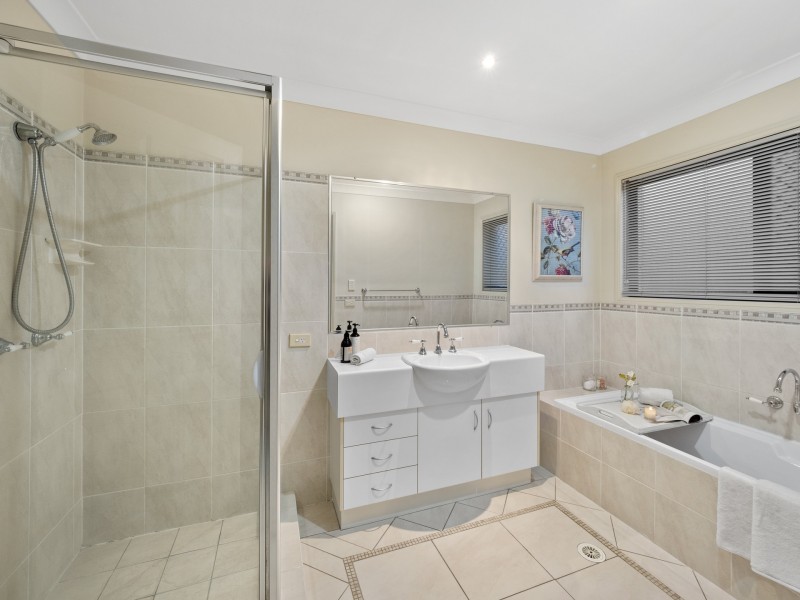 17 Lily Circuit, Kuraby QLD 4112