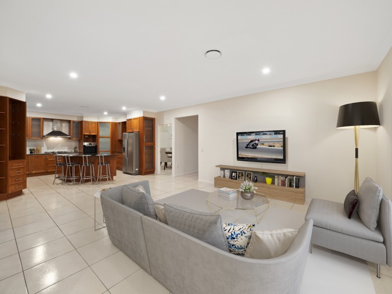 9 Westpark Place, Kuraby QLD 4112