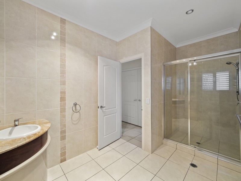 9 Westpark Place, Kuraby QLD 4112