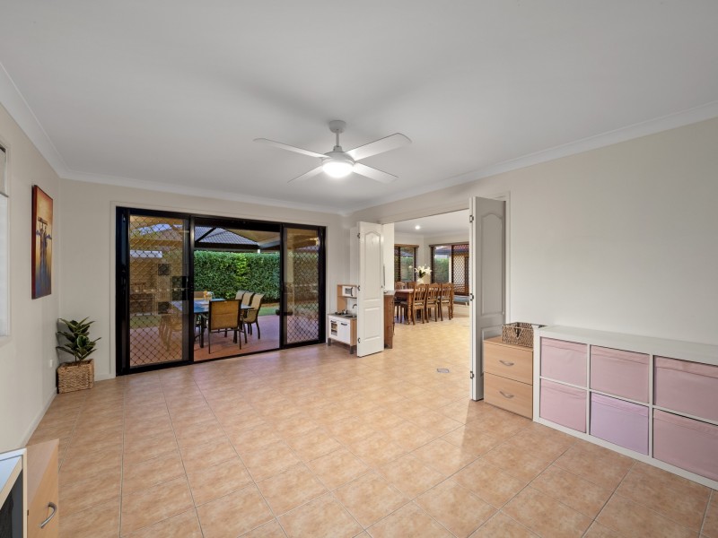 23 Balmoral Street, Kuraby QLD 4112