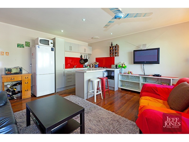 3/15 Cedar Street, Greenslopes QLD 4120