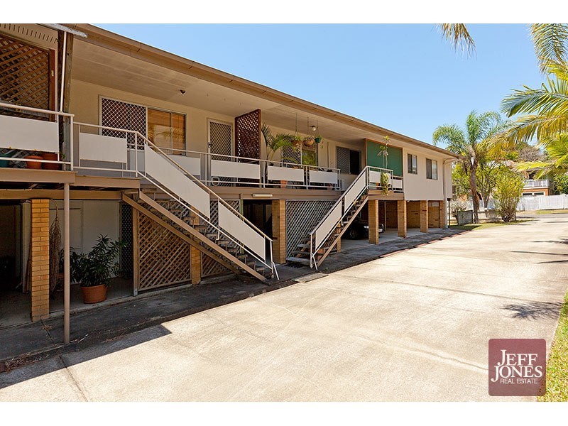 3/15 Cedar Street, Greenslopes QLD 4120