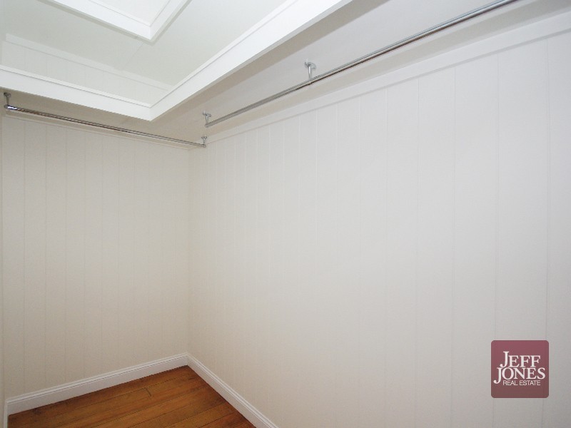 21 Harrogate Street, Woolloongabba QLD 4102